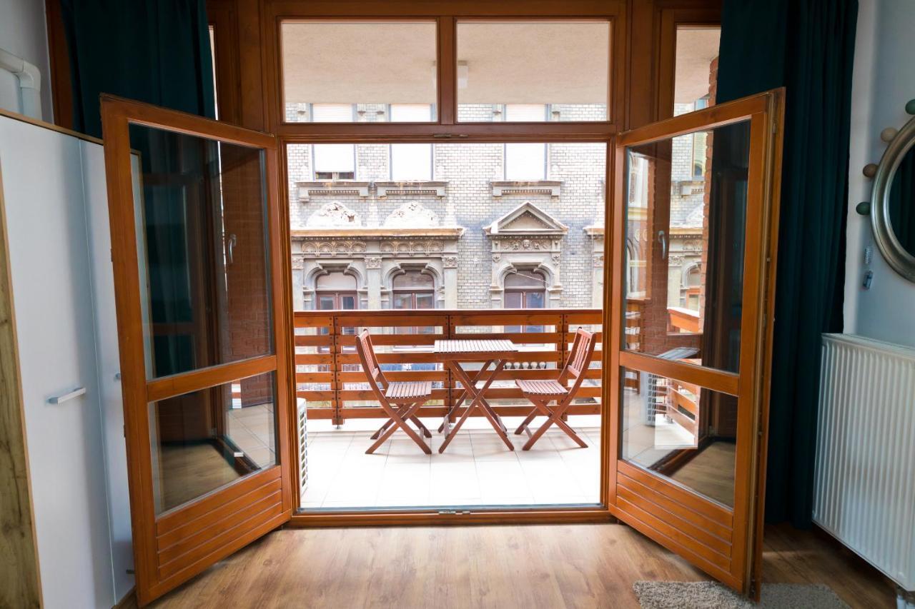 Lovag Studio Apartment Budapest Kültér fotó