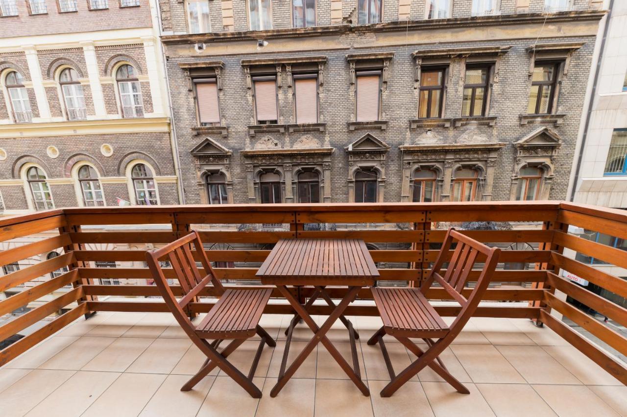 Lovag Studio Apartment Budapest Kültér fotó